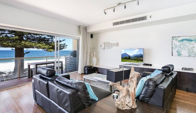 Beachfront Dream - Beachfront in Narrabeen