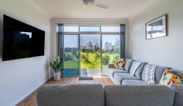 Beachside Cottage in Berrara