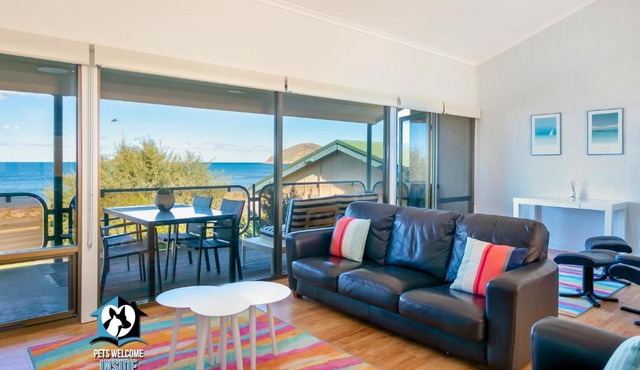 Beautiful Sea Front 3BR with Great Views in Encounter Bay