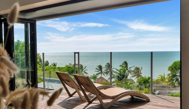 Belle Escapes Trinity Blue Oceanview Home in Trinity Beach