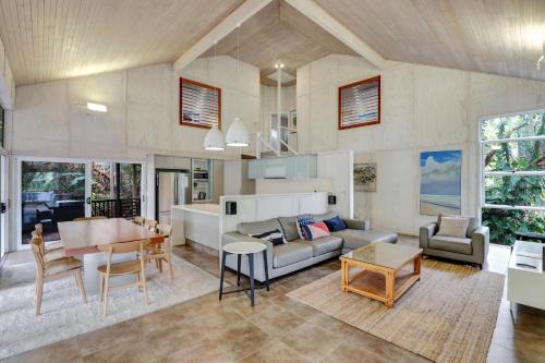 Billa Villa in Point Lookout