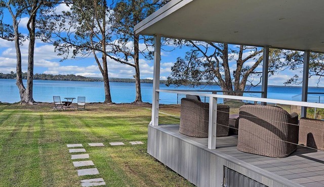 Billyz Basin by Experience Jervis Bay in St George Basin
