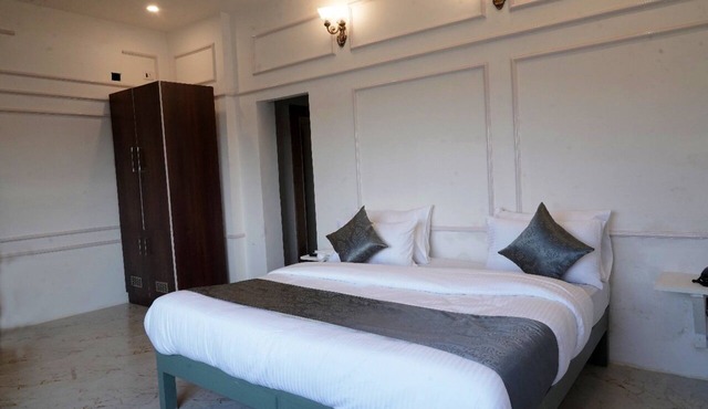 BLIZZ HOTELS & RESORTS