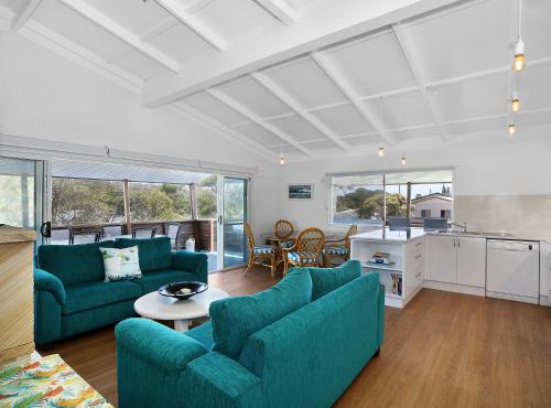 Blue River Apartments in Wooli