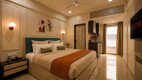 Bodhi People Luxury 1RK Studio with Balcony & Pool near Airport