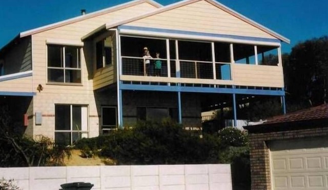 BonaManzi Beach House . in Peppermint Grove Beach