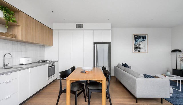 Boutique Stays - Axel Apartments 202 The Radnor in Glen Iris
