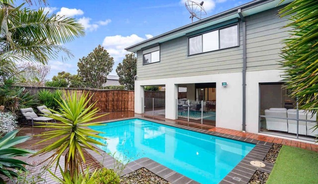 Bundoora Perfection - Luxury Family Oasis w pool in Bundoora