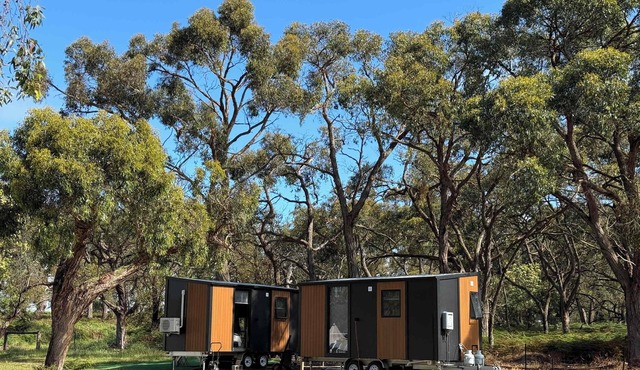Bush Hideaway X by Tiny Away in Comaum