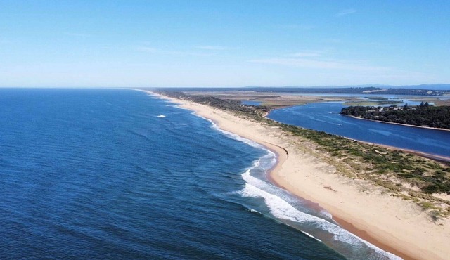 C-Views- Breathtaking Ocean Views in Marlo