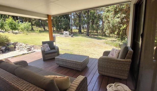 Captains Quarters | Peaceful Bushland Escape in Toorloo Arm