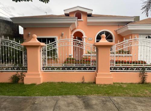 Casa moderna in Managua