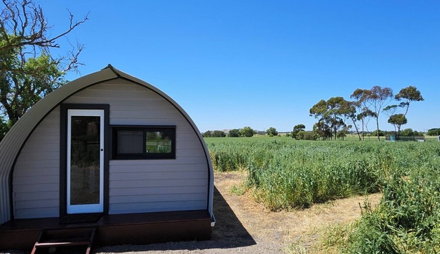Cattle Yard Cabin With a View in Terang