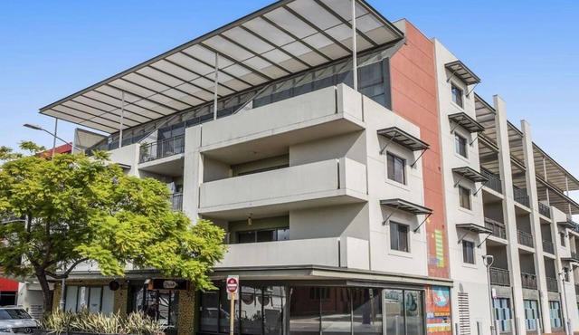 Central Perth city penthouse apt in Northbridge in Northbridge