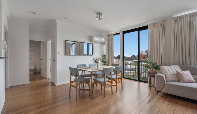 Central Urban Nest with Pool in Perth