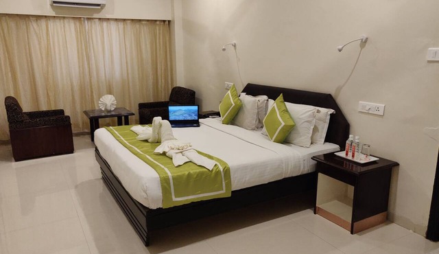 Chandra Inn