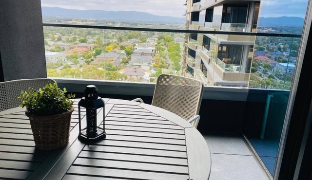 Charming 2-bedroom apartment with AC in Glen Waverley in Glen Waverley