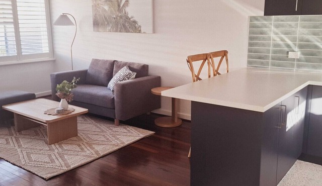 Charming Apt Min from Rockingham Beach in Rockingham