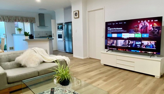 Charming Osborne Park Home in Osborne Park