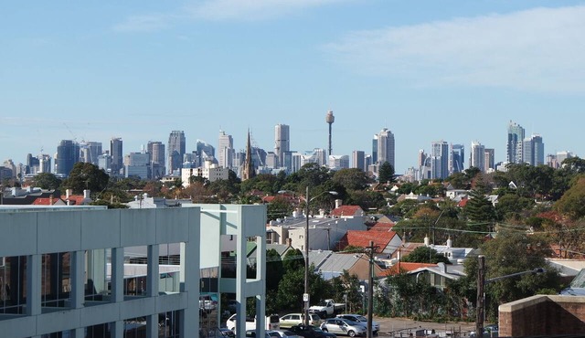 Cityview Studio Accommodation in Leichhardt