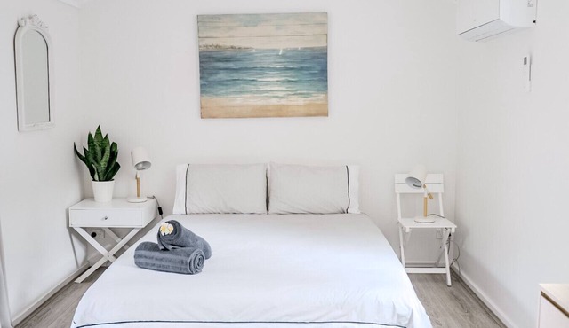 Coastal Cabin Bundeena