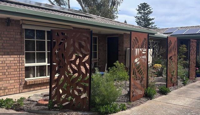 Coastal Comfort Meets Convenience - Your Ideal Beach Getaway in Henley Beach South