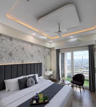 Comfy Vibes Stay Luxury Studio Near Expo