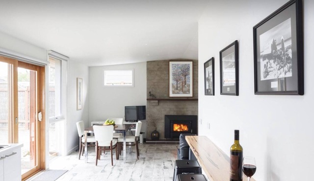 Cosy Beach cabin in Sandy Point