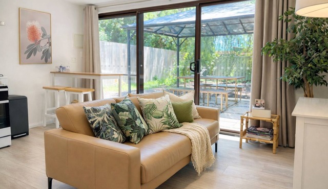 Cosy PepperTree Studio in Rockingham with AC, WiFi in Rockingham