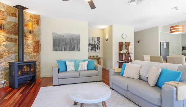 Couples on the Park - Great location! in Bright