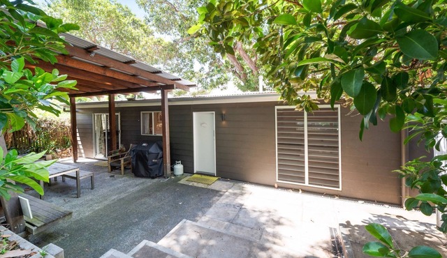 Curlew Shack | old school beach house with a contemporary makeover in Point Lookout