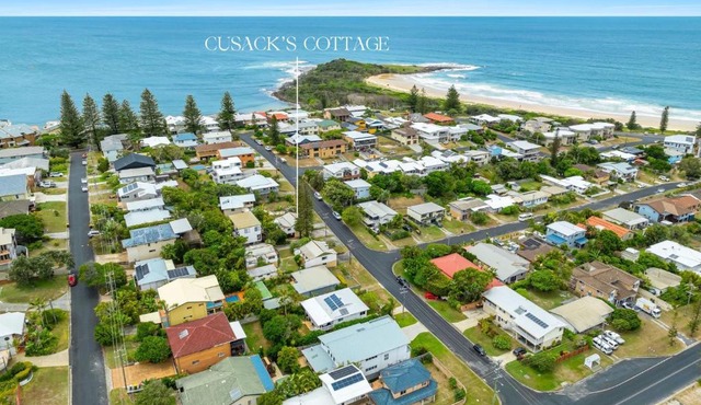 Cusacks Cottage - Charming Coastal Retreat in the Heart of Yamba - Holiday Yamba in Yamba