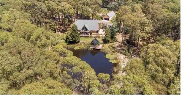 De’Aurora Retreat in Dean