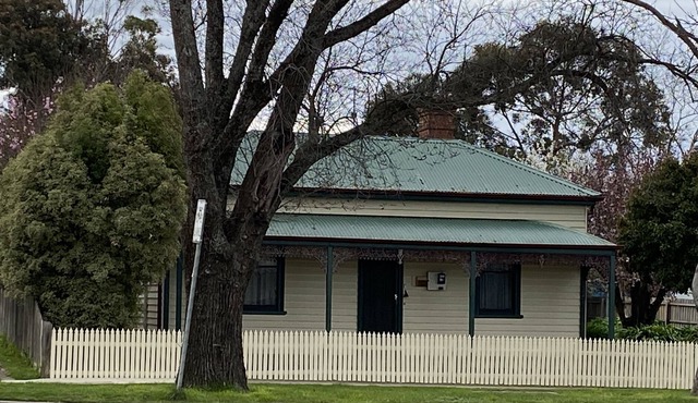 Delightful & Charming Cottage in Kilmore