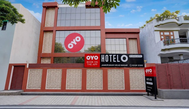 Deluxe Dream Stay Hotel