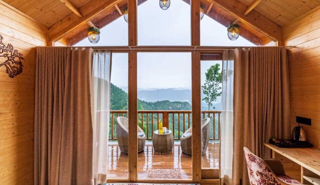 Devan Wood Resort in Dhanaulti