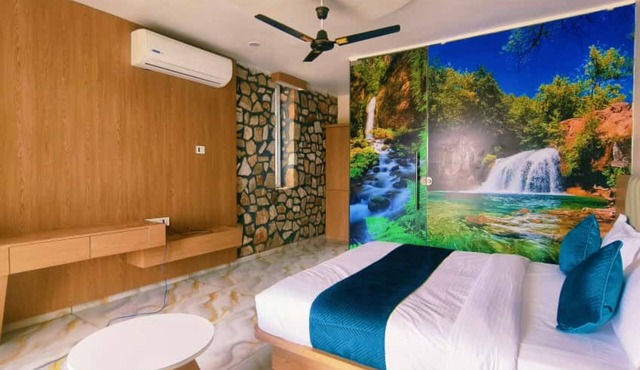 Divydrashti Resorts in Waghoriya