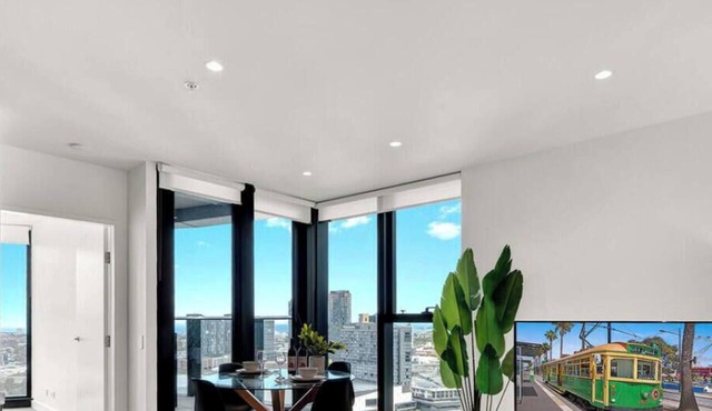 Docklands Skyline Luxury Stay w/Panoramic View in Docklands