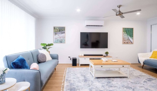 Dog Friendly Battery Hill Home Away from Home in Battery Hill