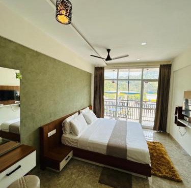 Dreamwagon hotel lakkidi in Vythiri