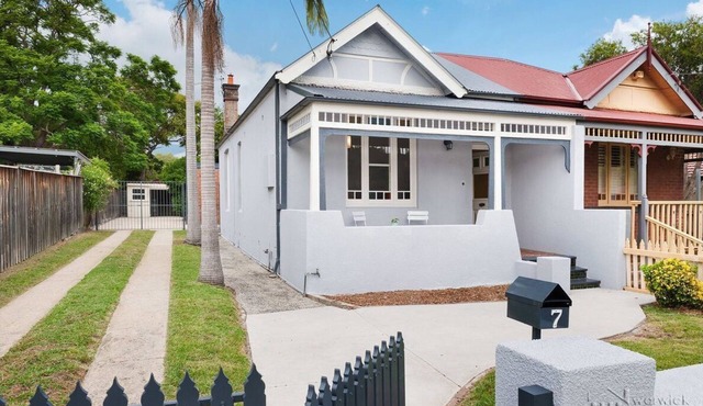 Drummoyne Character Home - Yard, Parking, Central, and in Quiet street in Drummoyne