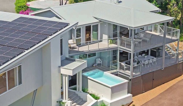 Eagle Heights—Elevated Oasis with Pool & Sea Views in Eagle Bay