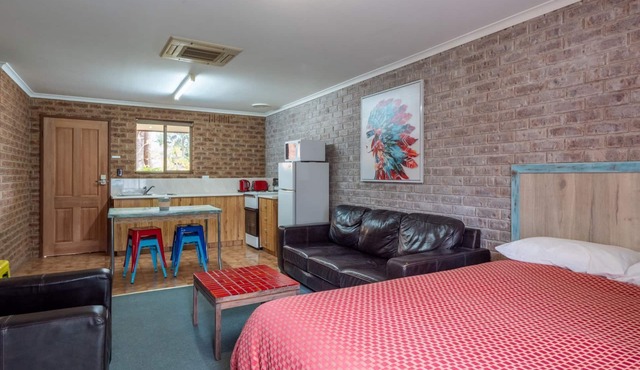 Eildon Parkview Motor Inn. Room 10 in Eildon