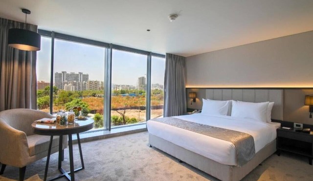 Essentia Premier Hotel Pune in Paud