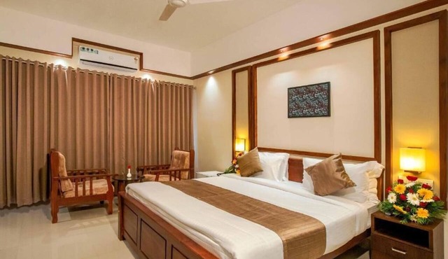EZHIMALA AYURVEDA AND WELLNESS RESORT in Payyanur