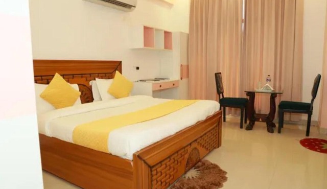 FabHotel Aravali Residency