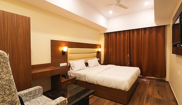 FabHotel Blueark