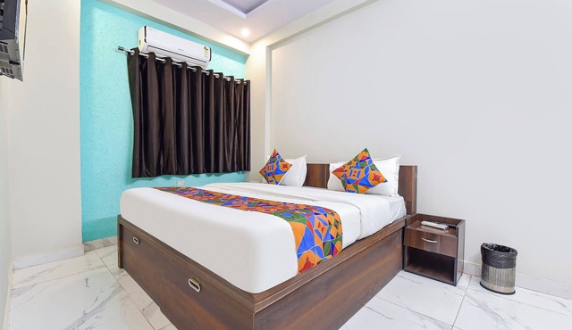 Fabhotel Bungalow 14