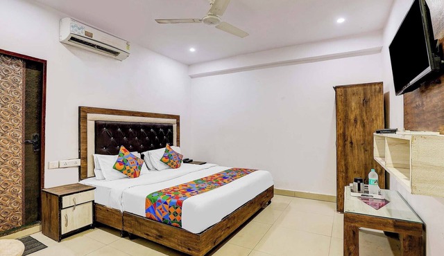 FabHotel Golden Stone in Ghaziabad