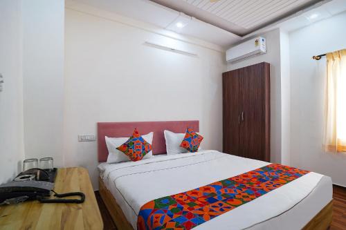 FabHotel HSR Gateway